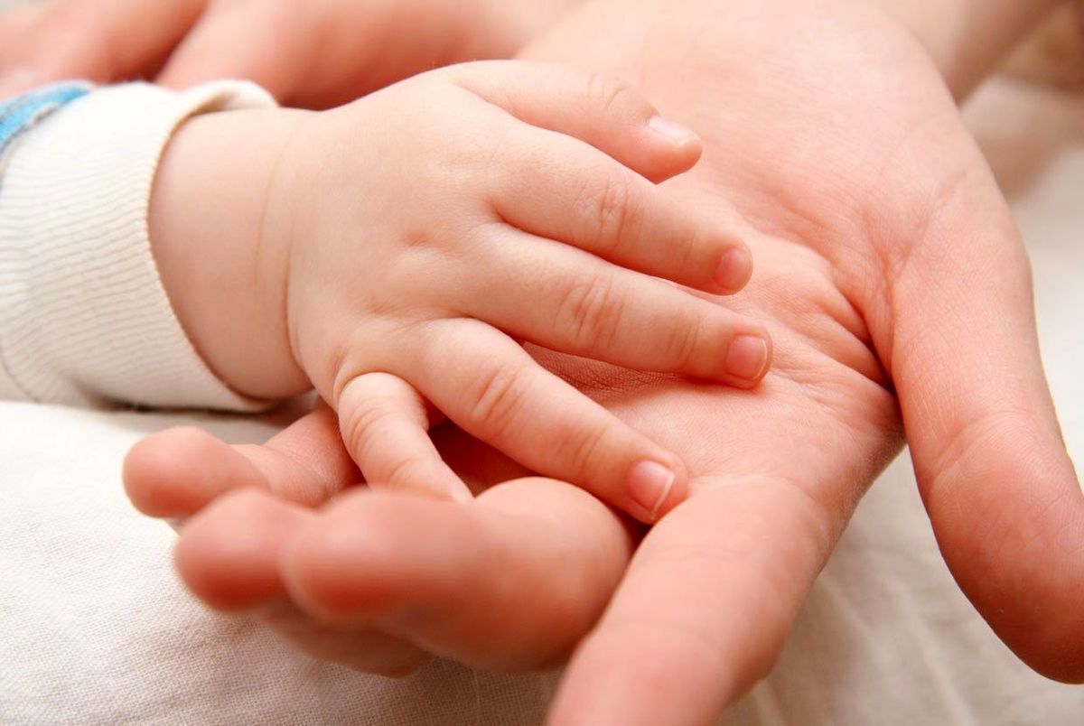 اهمیت تغذیه نوزاد نارس با شیر مادر
