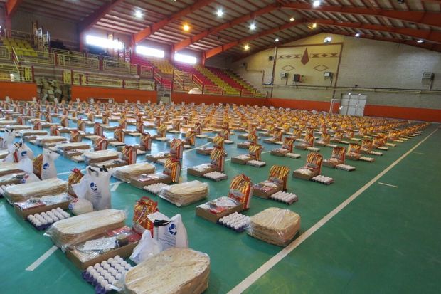 توزیع 6 هزار بسته کمک معیشتی در زاهدان