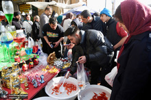 خرید عید در ساعات پایانی سال ۱۴۰۴ در میدان تجریش