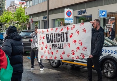 رسانه‌های اسرائیلی: ما در معرض سونامی سیاسی قرار گرفته‌ایم و تحریم ما در حال افزایش است