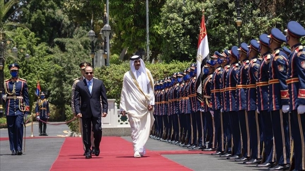 دشمنان دیروز دوستان امروز؛ دیدار امیر قطر با السیسی در قاهره