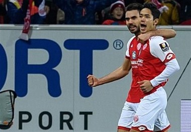 ماینتس مقابل ولفسبورگ متوقف شد
