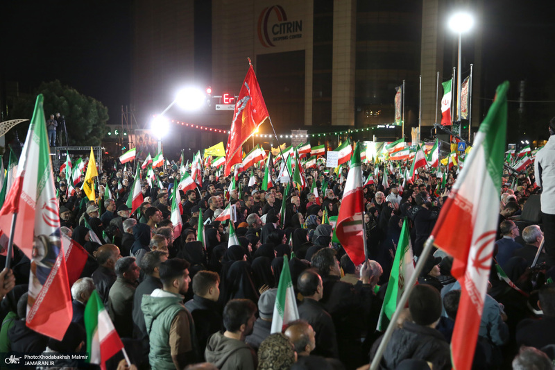 چهل و چهارمین شب اجتماع پرشور مردم در صادقیه