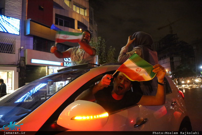 شادی مردم پس از پیروزی تیم‌ ملی مقابل مراکش-1