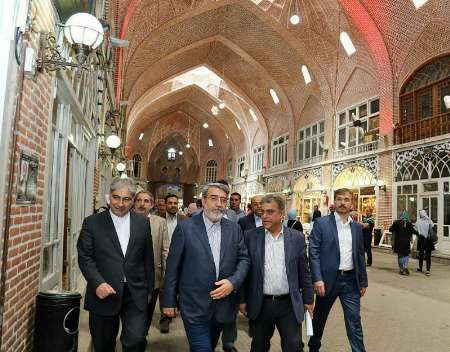 وزیر کشور از بازار تاریخی تبریز بازدید کرد