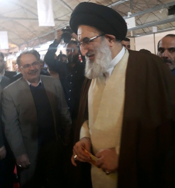 دولت تسهیلات تامین مواد اولیه واحدهای تولیدی را فراهم کند