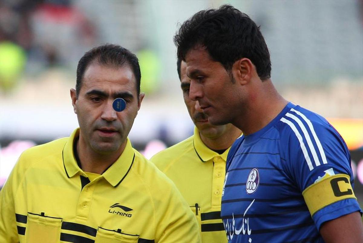 مدافع ایرانی در لیست خروجی باشگاه قطر قرار گرفت