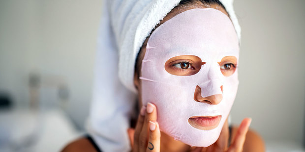 مراقبت از پوست مخصوص ۲۰ ساله‌ها
