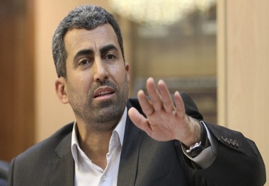 عدم هماهنگی تیم اقتصادی دولت عامل خروج ارز از کشور