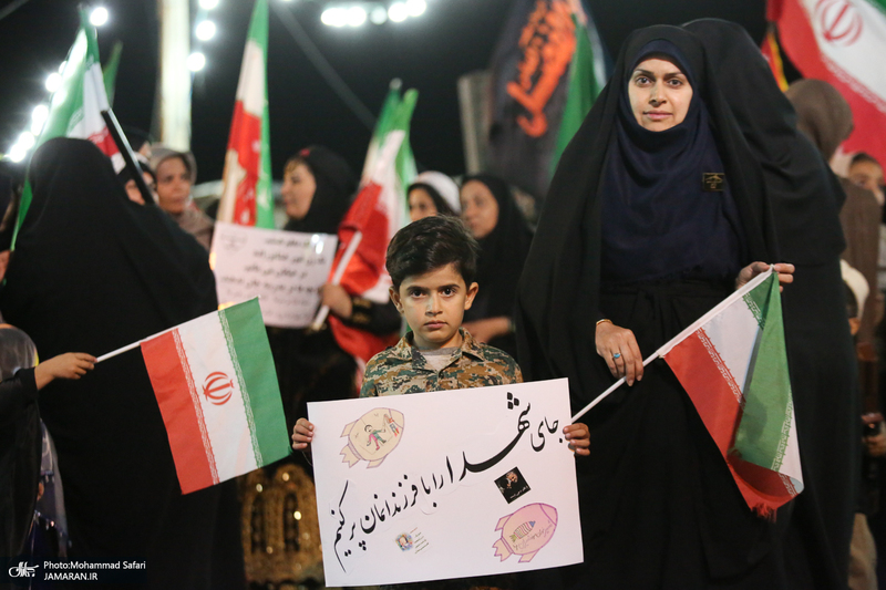 اجتماع عشایر فسا در حمایت از رزمندگان جبهه ی مقابله با دشمن آمریکایی - صهیونی