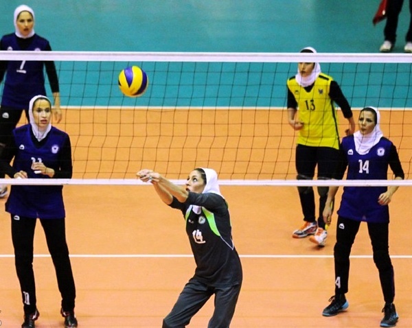 پایان مسابقات چهارجانبه والیبال بانوان شهرستان قزوین