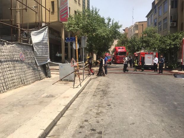 مسافران هتل‌های مجاور هتل در حال حریق شیراز اسکان داده شدند