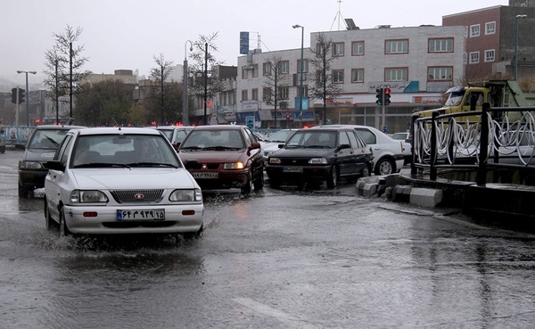 هوای استان آذربایجان شرقی با بارش باران پاک می‌شود