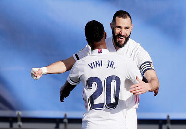 تمدید قرارداد کریم بنزما با رئال مادرید نهایی شد
