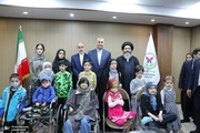 بازدید وزیر امور خارجه از خانه ای‌بی و کودکان پروانه‌ای + گزارش تصویری
