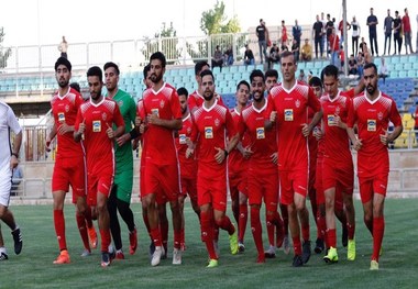کریم باقری به پرسپولیسی ها فشار آورد