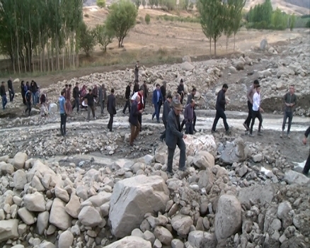 27کیلومتر از راههای مسدود شده مناطق سیل زده شهرستان مشگین شهر بازگشایی شد