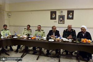 دومین جلسه کمیته نیروهای مسلح ستاد مرکزی بزرگداشت امام خمینی(س)