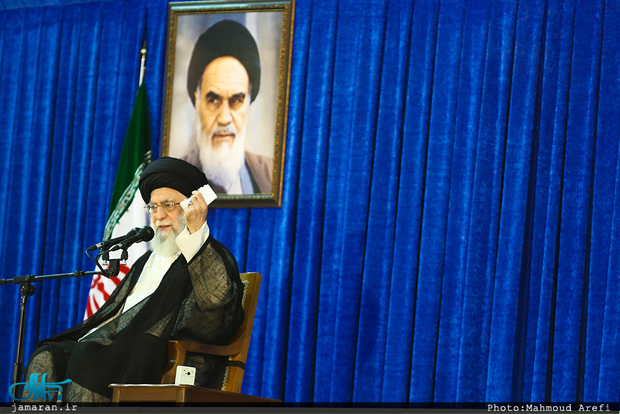 یادداشت‌های روزانه آیت‌الله خامنه‌ای تاریخ‌نگاری انقلاب را متحول خواهد کرد