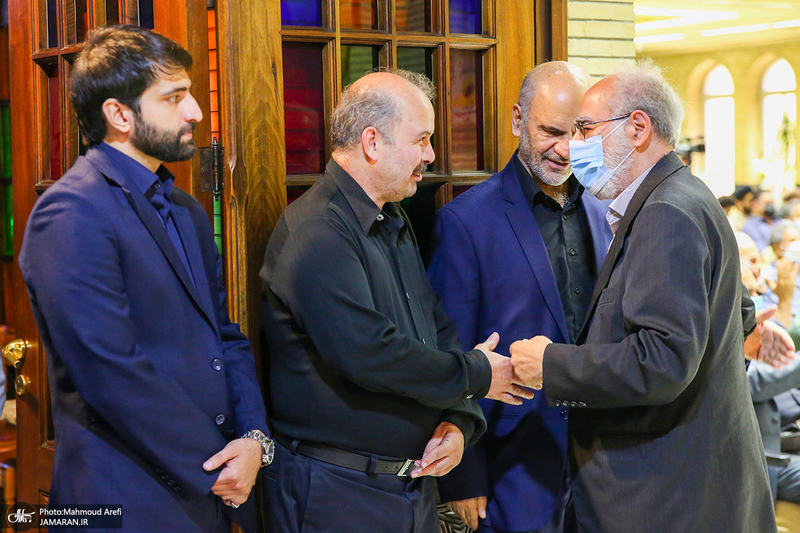 مراسم ختم مادر فرشاد مومنی