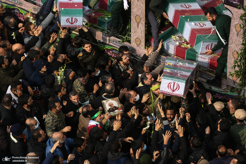 مراسم تشییع 200 شهید گمنام دفاع مقدس در تهران - 3