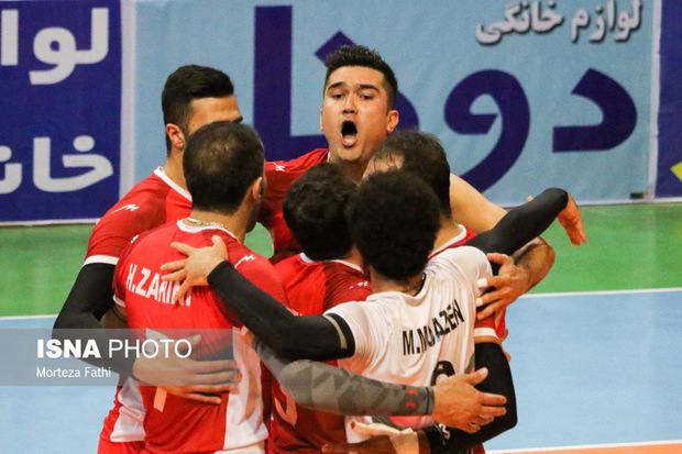 شکست والیبالیست‌های شهرداری تبریز در گام نخست مرحله نیمه نهایی