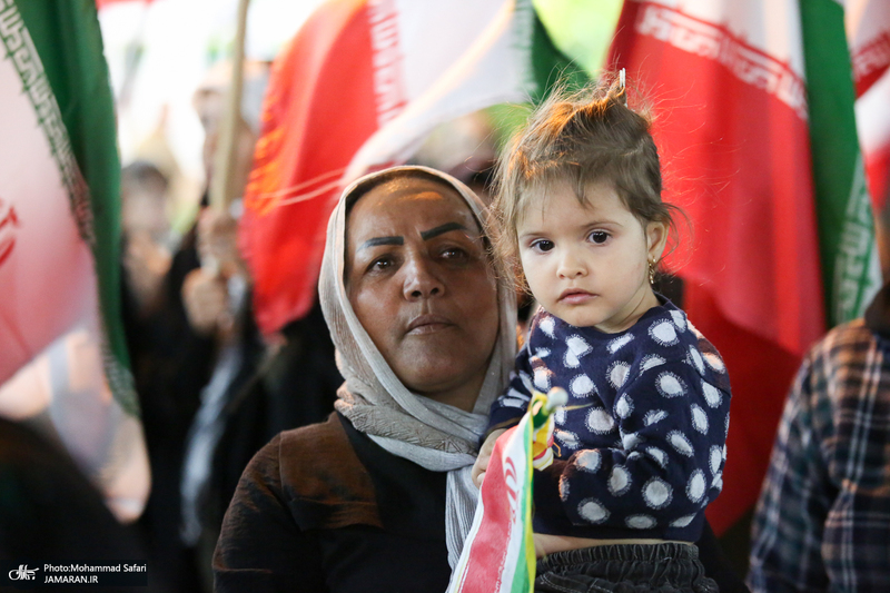 اجتماع عشایر فسا در حمایت از رزمندگان جبهه ی مقابله با دشمن آمریکایی - صهیونی