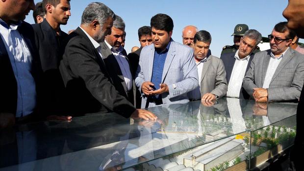 وزیر جهادکشاورزی 113 میلیارد ریال طرح را در گرمسار افتتاح کرد