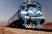کارگر راه آهن در اثر برخورد قطار مسافری در دامغان جان باخت
