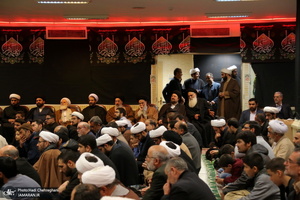 حضور سید حسن خمینی در مدرسه علمیه آیت الله العظمی خوانساری(ره)