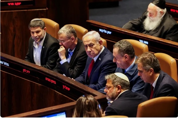 یک نویسنده ترک: نتانیاهو طرح ترامپ را پذیرفته اما به دنبال راهی برای شکست آن است