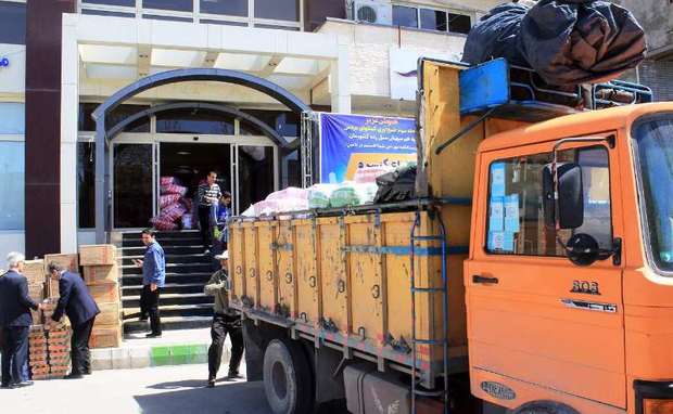 2 کامیون کمک جامعه ورزش یزد به لرستان ارسال شد