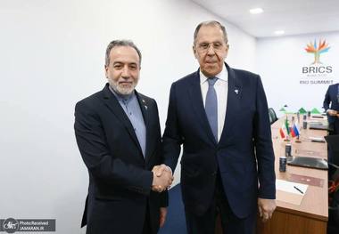 دیدار عراقچی و لاوروف در حاشیه هفدهمین اجلاس سران کشورهای عضو بریکس + عکس