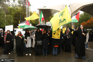 تجمع اعتراضی دانشجویان در دانشگاه تهران به جنایات رژیم صهیونیستی