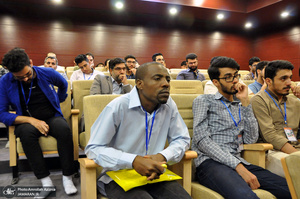 تجدید میثاق دانشجویان هشتمین دوره اردوی ملی طریق جاوید با آرمان های امام خمینی(س)