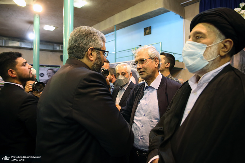 مراسم وداع با پیکر حجت الاسلام و المسلمین سید محمود دعایی در حسینیه جماران -2