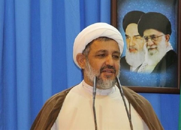 امام جمعه موقت ایلام: موضع‌گیری اخیر رهبری فتنه های دشمنان را خنثی کرد