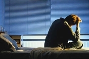 محققان بریتانیایی: تنهایی منجر به بیخوابی شبانه می شود