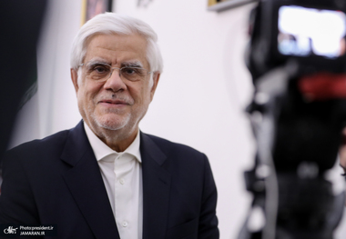 عارف: برای حل مسائل کشور به مذاکره دل نبسته‌ایم/ نباید توقعات را بالا برد، نباید هم بدبین باشیم/ نظام به این نتیجه رسیده، بنابراین، بدبینی و بعضی مسائلی هم که مطرح می‌شود، به صلاح مذاکره و مذاکره‌کنندگان نیست