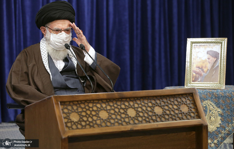 ارتباط تصویری فرمانده کل قوا با مراسم مشترک دانش‌آموختگی دانشجویان دانشگاه‌های افسری نیروهای مسلح