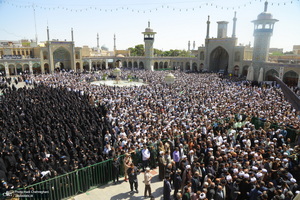 تشییع مرحوم آیت الله عباسعلی سلیمانی (ره) در حرم مظهر حضرت معصومه (س)