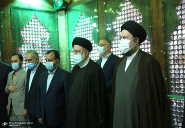 تجدید میثاق رئیس جمهور و اعضای دولت با آرمان های حضرت امام (س) 