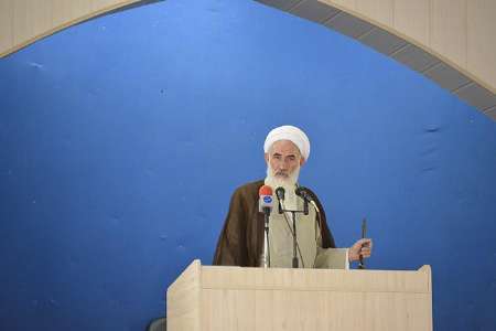 اقتدار ایران اسلامی ابرقدرتهای جهان را به خاک ذلت می کشاند
