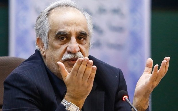 وزیر اقتصاد: فرمانده اقتصاد ایران شخص رییس‌جمهور هستند /ما وزارتخانه خاموشی نیستیم