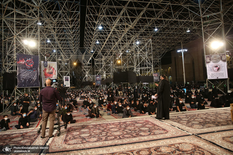 عزاداری شب هشتم محرم در حرم مطهر امام خمینی(س)
