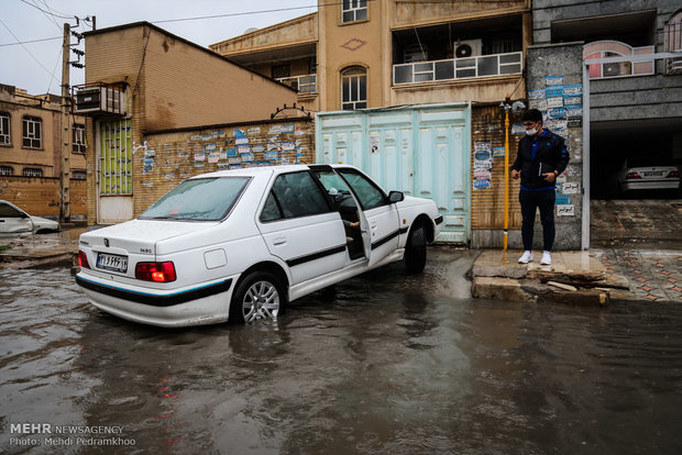 آبگرفتگی معابر شهر اهواز بعد از بارندگی