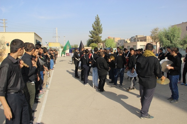 آیین ویژه عزاداری دانش آموزان شهرستان قرچک در ششمین روز ماه محرم