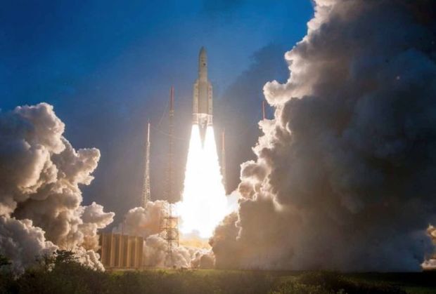 هند، موشکی با 14 ماهواره به فضا پرتاپ کرد