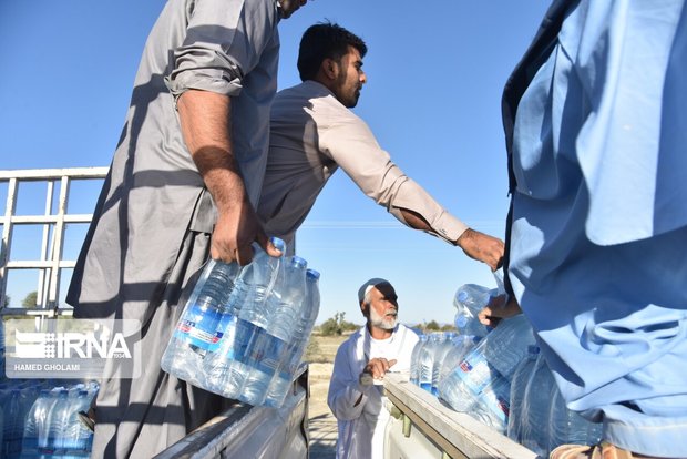 کمک به سیل‌زدگان سیستانی با شماره‌گیری #۱*۸۸۷۷* در آذربایجان‌غربی