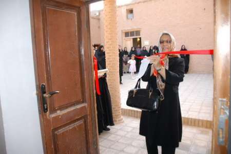 افتتاح نمایشگاه پوشاک سنتی و کارگاه سوزن‌ دوزی زنان بلوچ در بیرجند